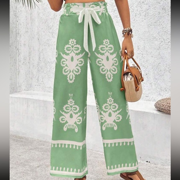 Boho Paisley Print Wide Legs Stretchy Waist Pants - Picture 3 of 8